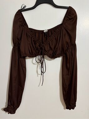 H&M Brown Long-Sleeve Tie-Front Crop Top